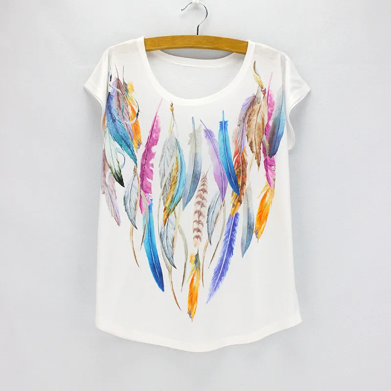 T-shirt da donna all'ingrosso-moda colorata con stampa di piume T-shirt da donna 2021 American European Design Girls Top Tees all'ingrosso