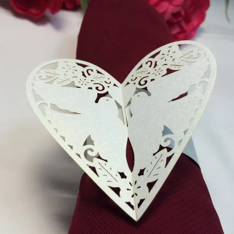 240 stks laser cut holle brid papieren kaart servet ring serviette gesp houder hotel bruiloft fartij gunst decoratie