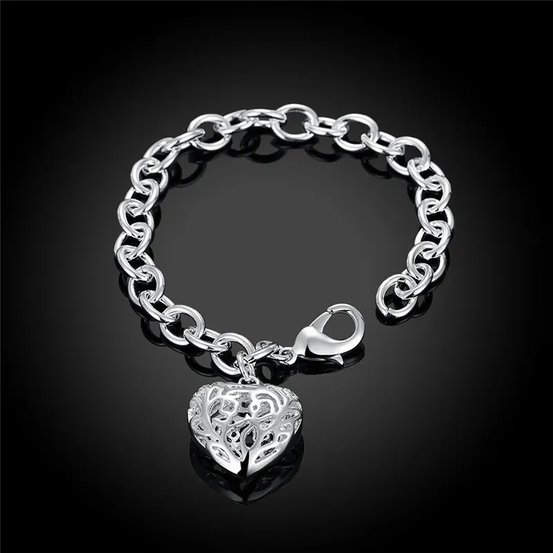 Hollow Heart Charm Armband Plated 925 Sterling Silver Smycken Klassisk Design Kvinna Försäljning Julklapp Partihandel Gratis Frakt