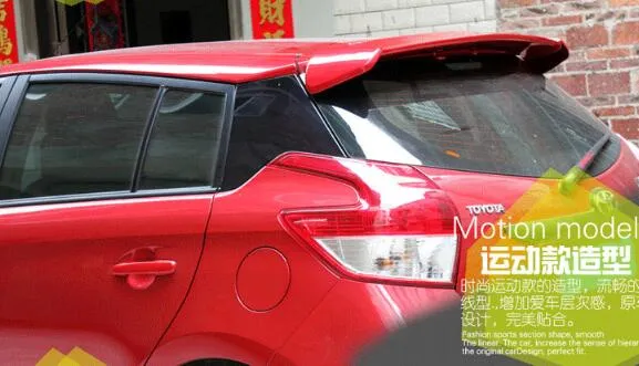 Spedizione gratuita! Materiale ABS più resistente di alta qualità con spoiler alettone posteriore con vernice colorata, Empennage Toyota Yaris 2009-2015