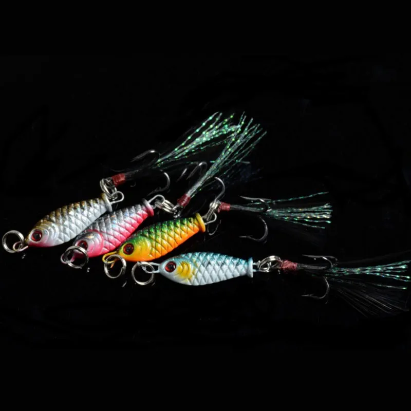 Top quality 3.2cm 6g Mini Leaden Fish Fishing Lures Baits Crankbaits Feather Hook 3D Eye Fishing Lure