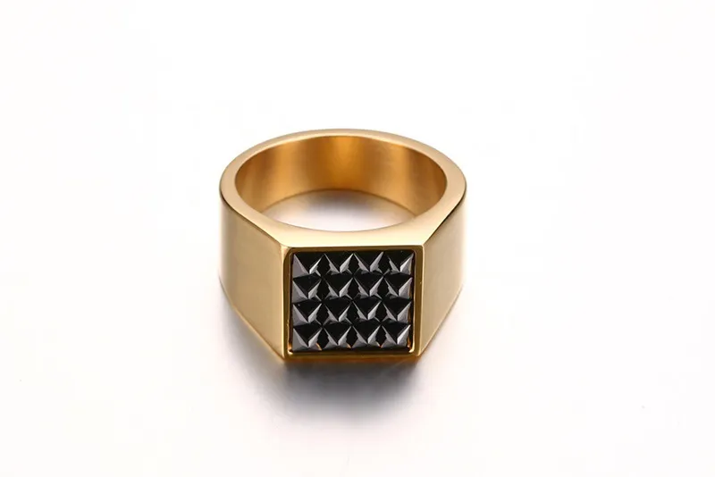 Acero inoxidable IP chapado en oro alto pulido Cubic Zironia hombres anillo joyería de moda anillos accesorios oro tamaño 8-12
