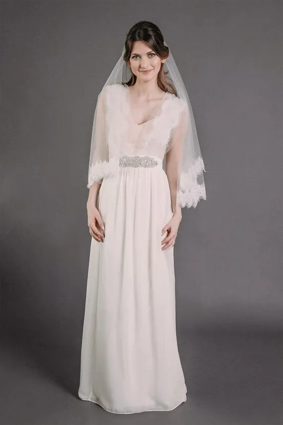 Nuova alta qualità Incredibile per abiti da sposa velo da sposa Bianco Avorio filigrana applique polso Veli da sposa con pettine