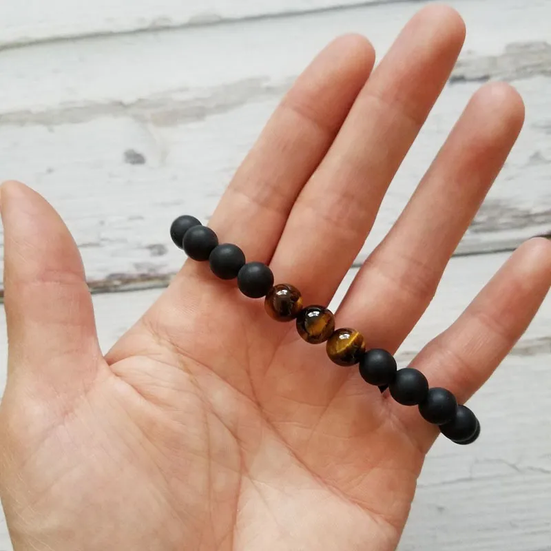 8mm natürliche schwarze Steinstränge Perlen elastische Charm-Armbänder Party Club Dekor für Männer Frauen Schmuck