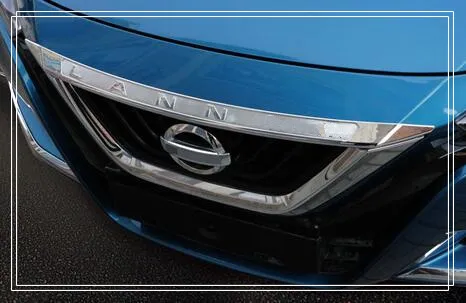 De alta qualidade ABS cromo grelha até decoração guarnição, steamer decoratoion com o logotipo da Nissan Lannia / bluebird 2016