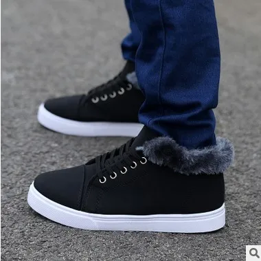 2016 new men's winter snow boots, low barrel, warm shoes, fashion shoes, flat shoes. Men's sports shoes.