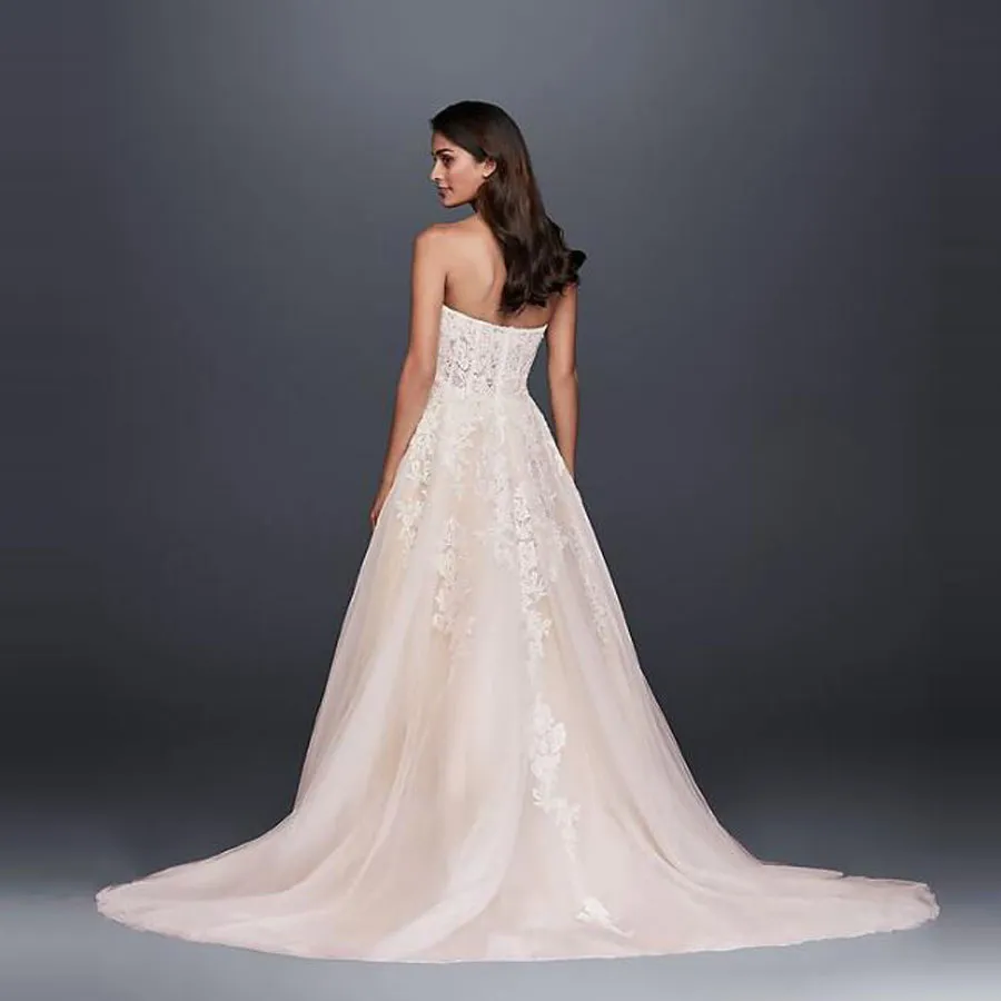 WG3861 bröllopsklänningar 2021 Lace Light Champagne Design Sweetheart Applices A-Line Birdal Dresses Custom Made Court Train2727
