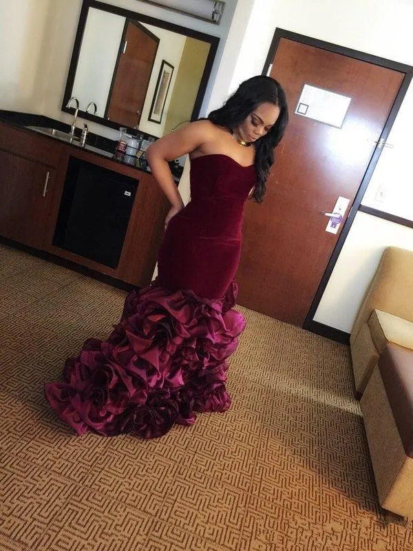 2022 Burgundy Long Mermaid Prom Dresses Rose Floral Flowers Tiered Sweetheart Velvet Plus Size Formal Party Gowns Evening Dress Vestios