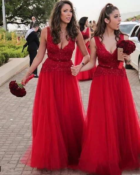 Vestidos verão país jardim vermelho dama de honra vestido uma linha v pescoço apliques frisado tule longa dama de honra vestidos de festa noite