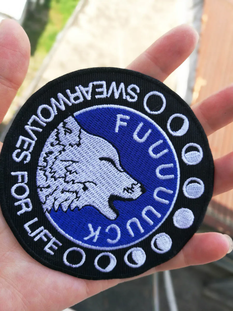 Adesivos bordados com logotipo de lobos Adesivos de animais quentes Ferro em Patches de roupas para Adesivos de apliques Jaqueta militar