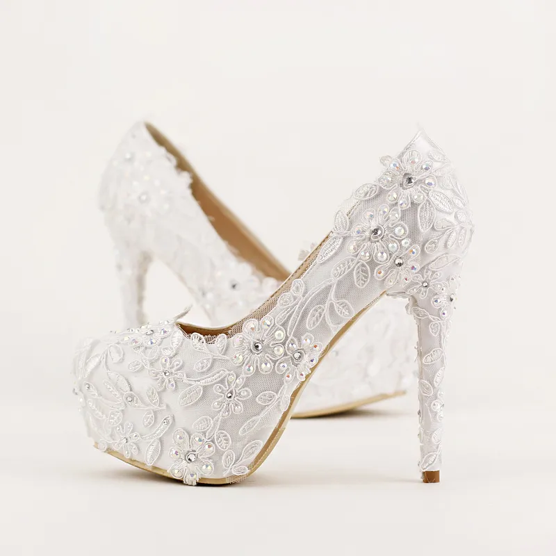 الشريط الأبيض الحلو الانحناء أحذية الزفاف أحذية عالية الكعب منصة مع أحذية الزفاف خنجر اليدوية مريحة الساتان النساء الأحذية