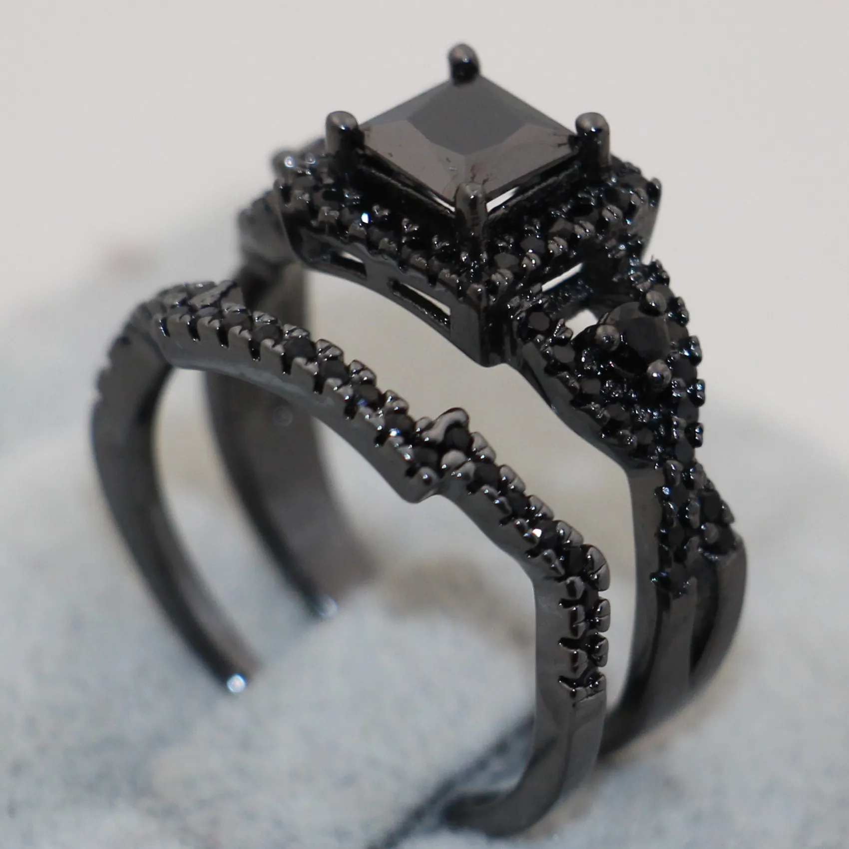 2016 مجموعات عصابة سوداء الزركون الأسود حلقات أزياء سيدة الاصبع المجوهرات تصميم جديدة للمرأة المشاركة الزفاف البنصر