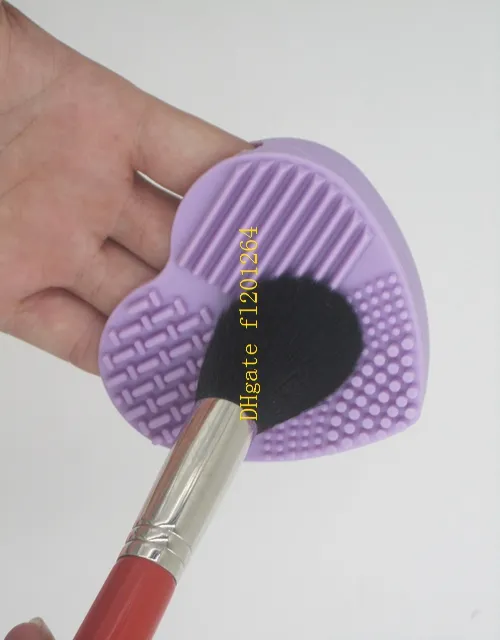 livraison gratuite forme de coeur pinceau de maquillage nettoyant Silicone cosmétique outil de nettoyage brosse de lavage oeuf Brushegg