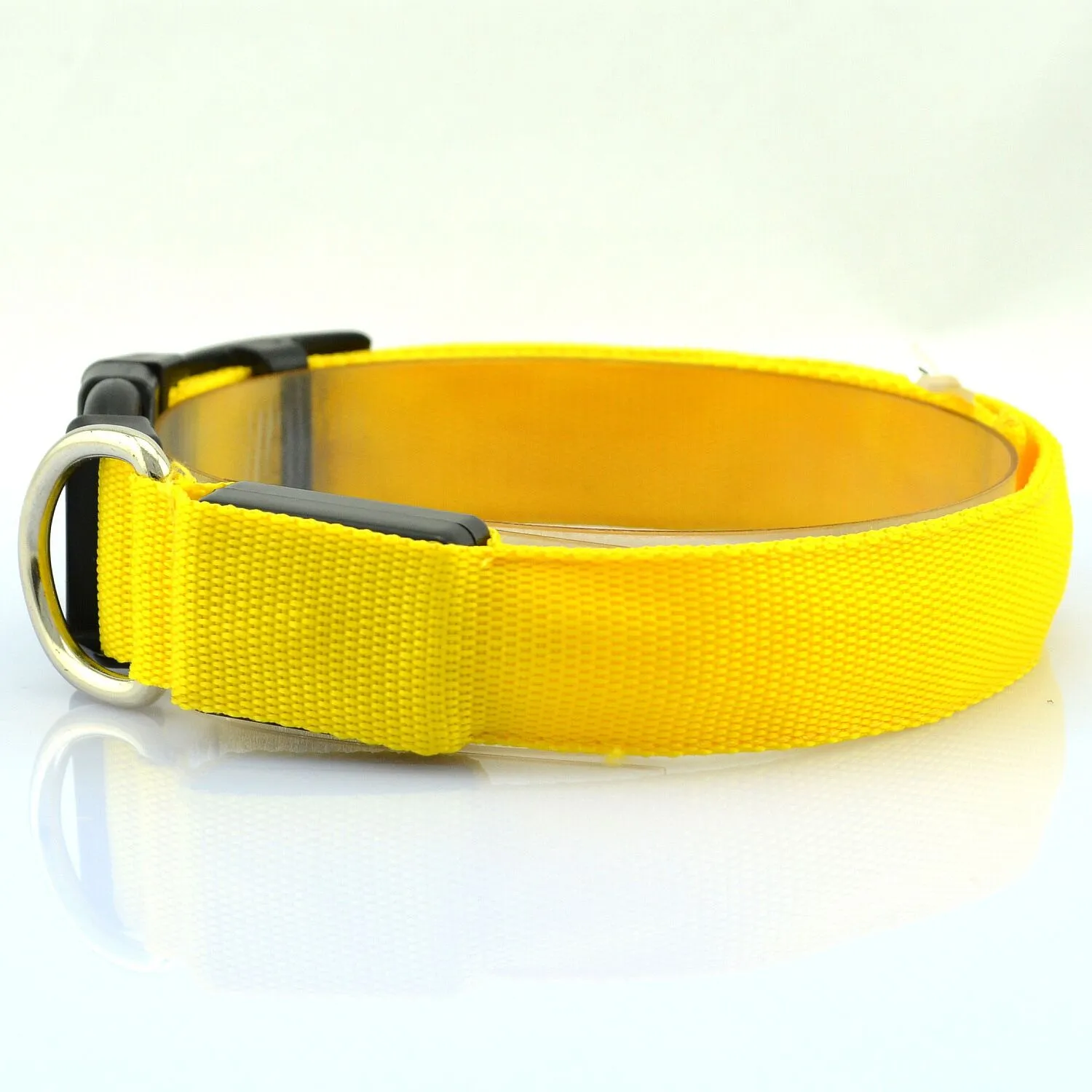 D07 Pet Dog kołnierz Pet nylonowy kołnierz LUMININY LED Flash Luminous Collars Nowy styl7317773