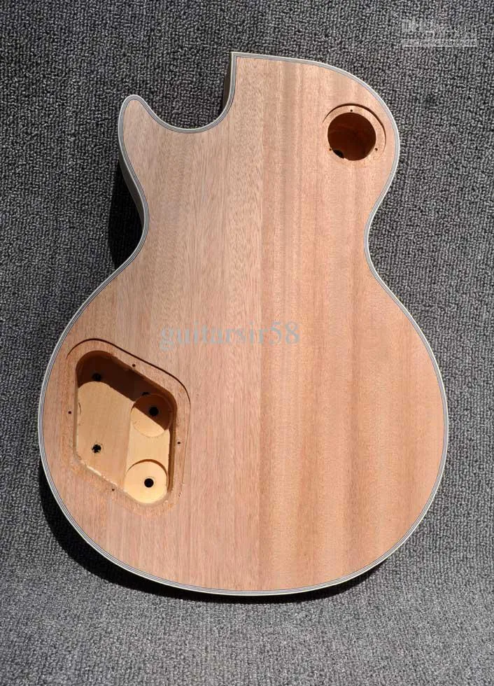 2012 Kit de guitare électrique inachevé avec guitare bricolage à érable à flammes pour le style de la boutique personnalisé2140879