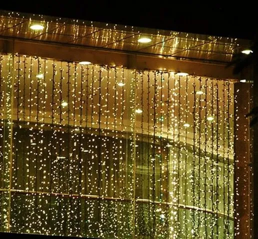 300 LED 3M * 3Mカーテン文字列ライトガーデンランプクリスマスクリスマスの不正ライトクリスマス結婚披露宴パーティーの装飾AC110V-250V