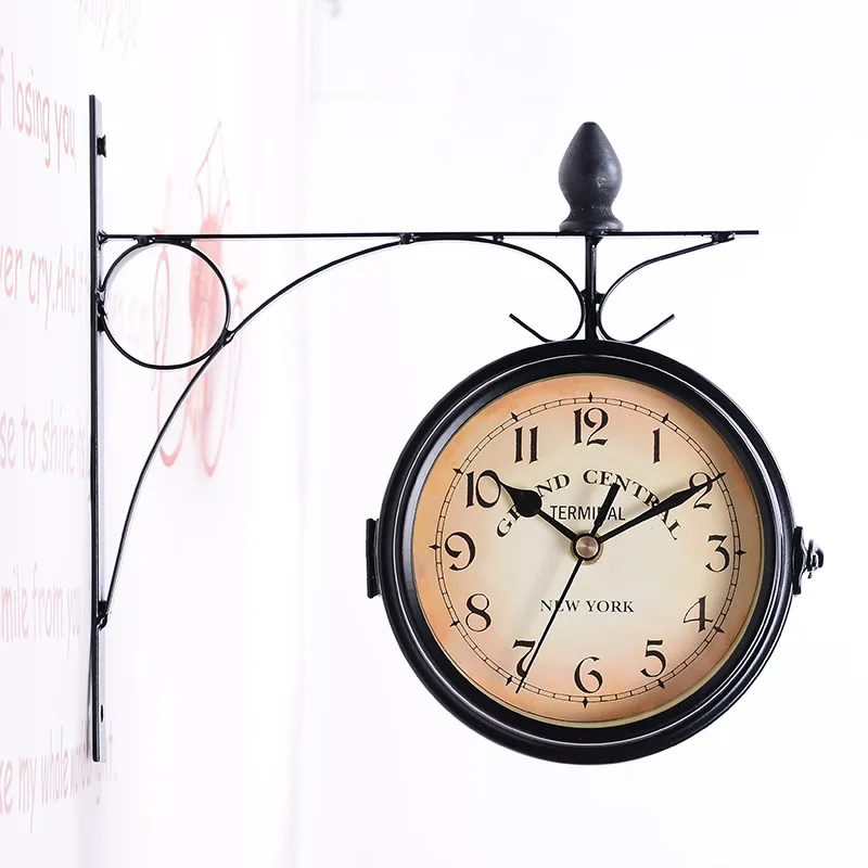 Charminer Vintage Dekoracyjne Dwustronne Metalowe Zegar ścienny Antique Styl Station Clock Wall Wall Wiszące Zegar Czarny