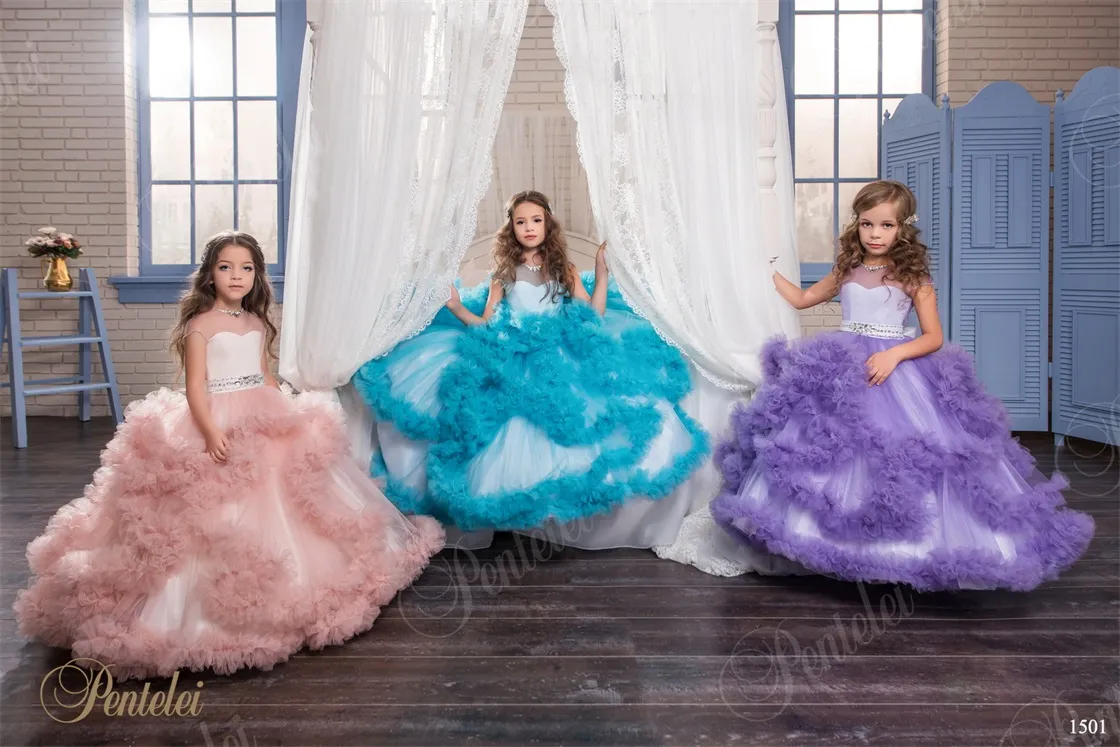 Flying-Cloud Flower Girls Robes 2021 Pentelei Princesse à plusieurs niveaux Blush Rose Tulle Tutu Filles Pageant Robes Longueur De Plancher Sur Mesure