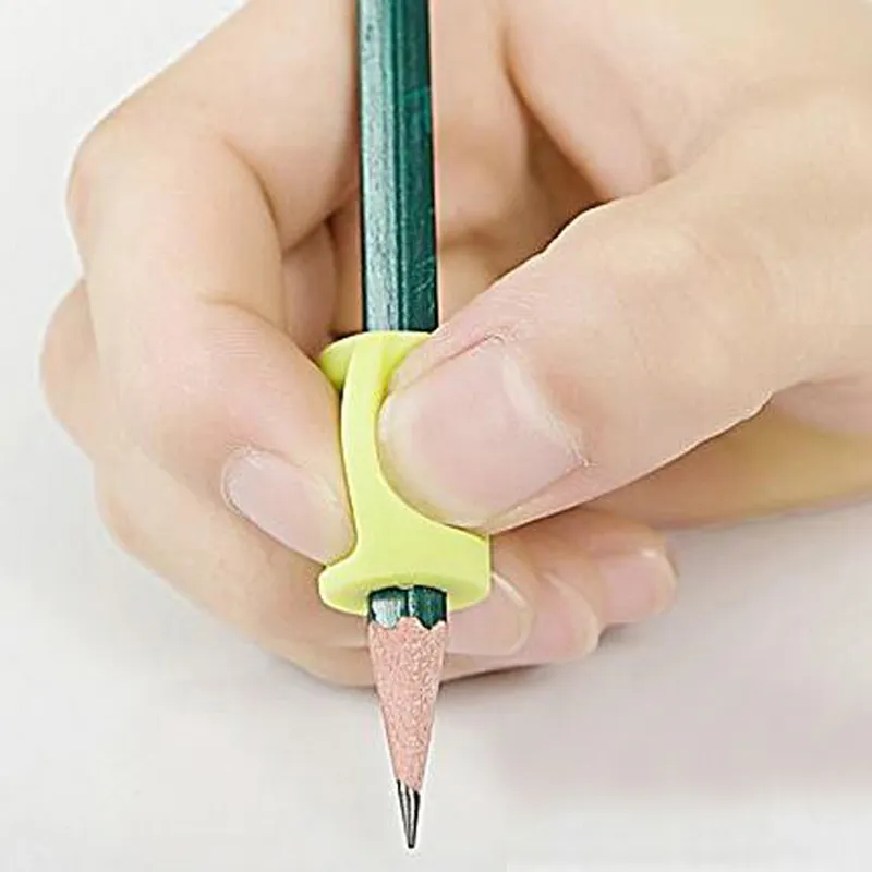 الشحن مجانا 3 قطع شريك التعلم الأطفال الطلاب قلم رصاص عقد جهاز تدرب لتصحيح المواقف قبضة papelaria