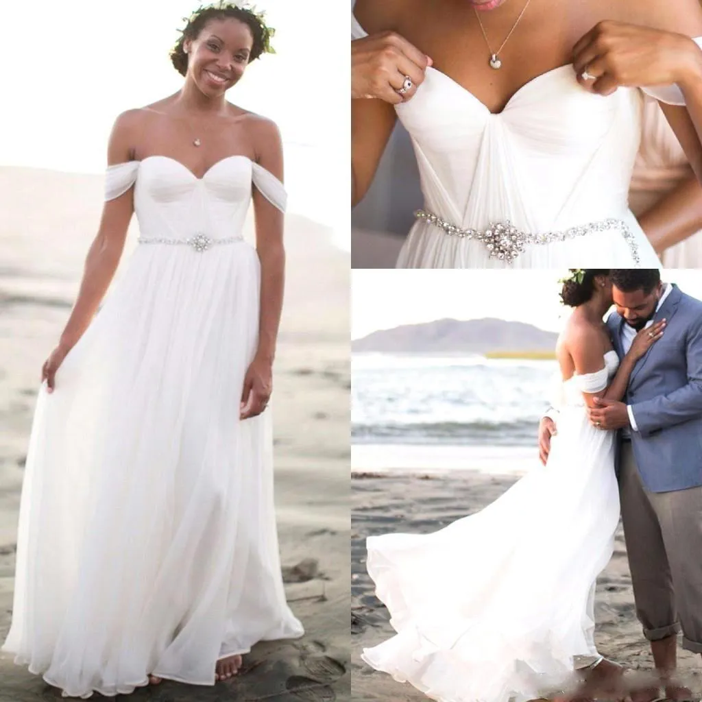 Robes de mariée romantiques en mousseline de soie plissées sur l'épaule 2016 robes de mariée longues d'été robes de mariée bohème Boho avec ceinture perlée