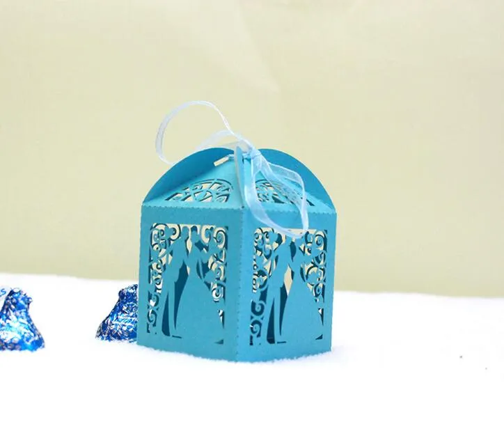 100 Uds. Caja de dulces de novio hueca cortada con láser, cajas de bombones con cinta para regalo de recuerdo de fiesta de boda y Baby Shower