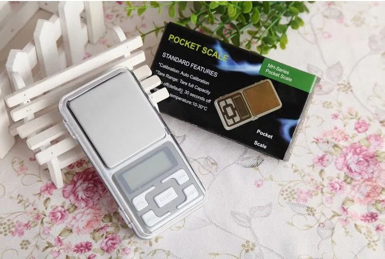 Mini balance numérique électronique bijoux balances balance poche pièce de monnaie grain herbe gramme écran LCD avec rétro-éclairage de la boîte de vente au détail 500g / 0.1g 100g / 0.01 200g / 0.01