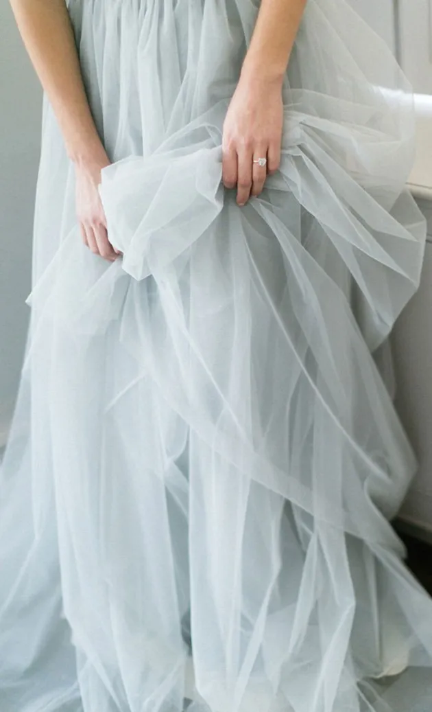 빈티지 국가 웨딩 드레스 비치 보헤미안 레이스 Tulle 신부 가운 얇은 목에 짧은 소매 색의 결혼식 게스트 파티 가운