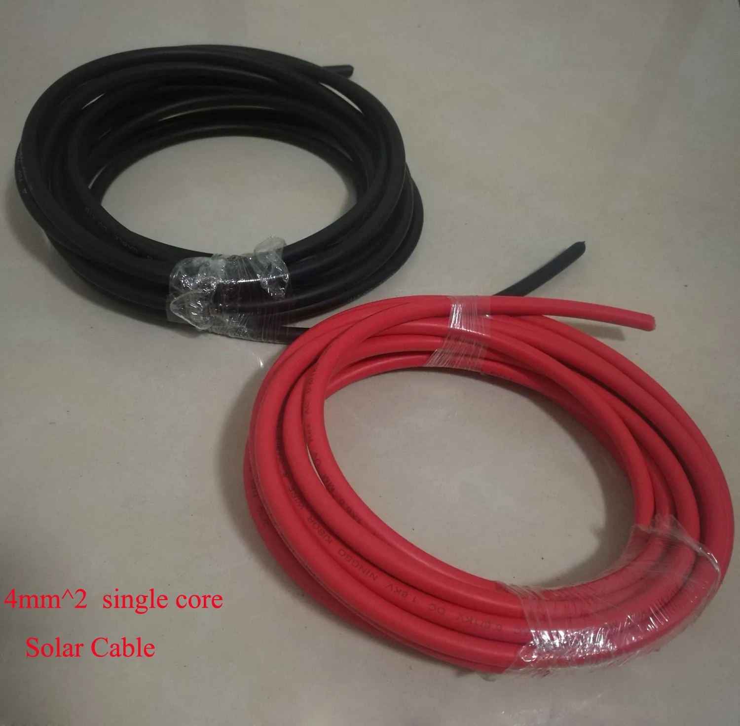 10 m / lot (5m kırmızı renk, 5m siyah renk) 4mm ^ 2 TÜV Sertifikalı Tek Çekirdekli PV Güneş Kablo