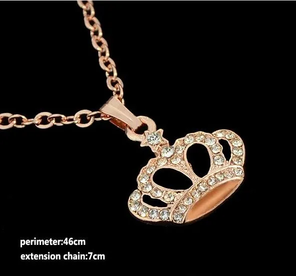 Parfymer Femininos Kronhänge Halsband Charm Smycken Kedja Rhinestone Crown Diamond Halsband Ny produkt för kvinnor DHL