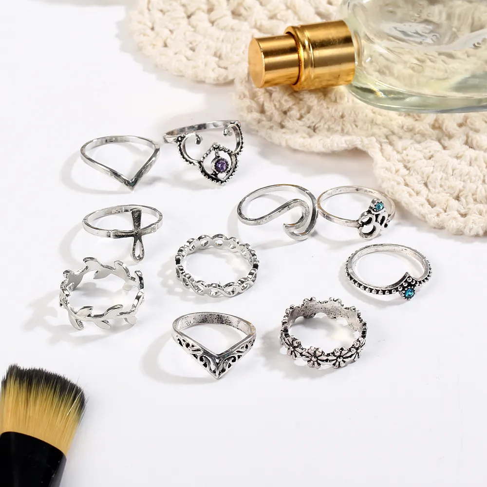 10 st / set Bohemian Mermaid Tail Compass Yoga Vattendroppe Crystal Hollow Carved Diamond Kvinnor Ring Set Alla hjärtans daggåva