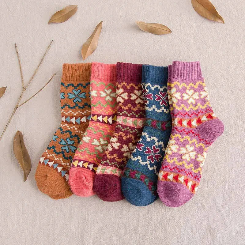 Wełna skarpetki zimowe kobiety ciepłe skarpetki moda kolorowe grube skarpetki damskie dziewczyny wełny casual snowflake sock 5 design bc526