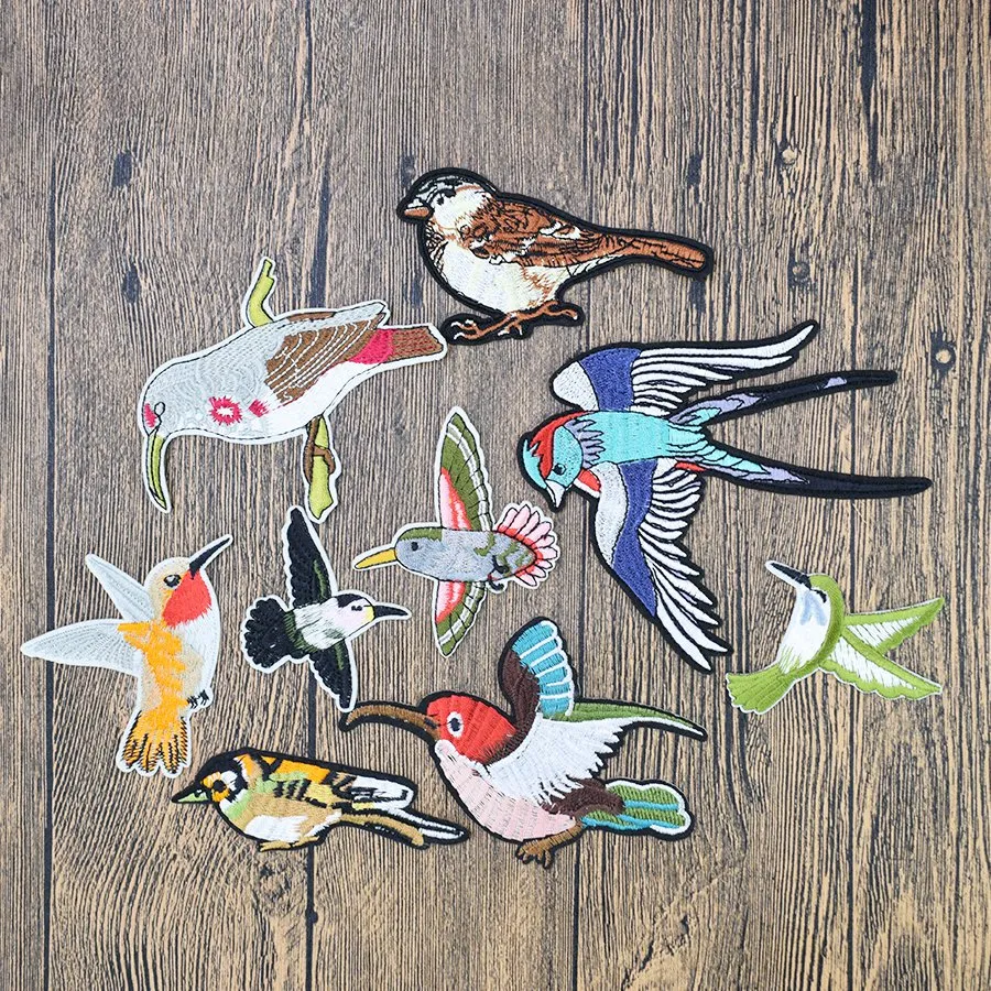 10st Flower Birds Series Brodery Patches For Clothing Iron Patch för kläder Applique Sewing Accessories Stickers på tyg iro283o