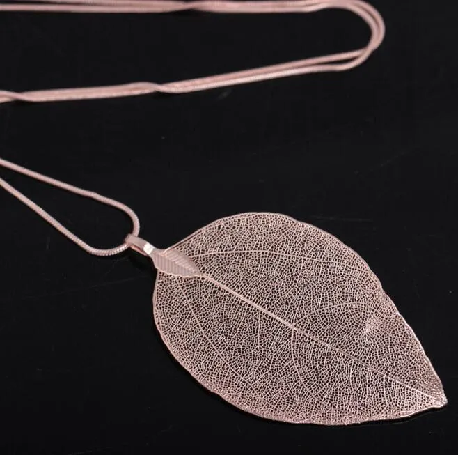 Explosion de haute qualité de feuilles naturelles collier long personnalité simple chaîne de chandail à feuilles WFN392 avec chaîne mélanger l'ordre 20 pièces beaucoup