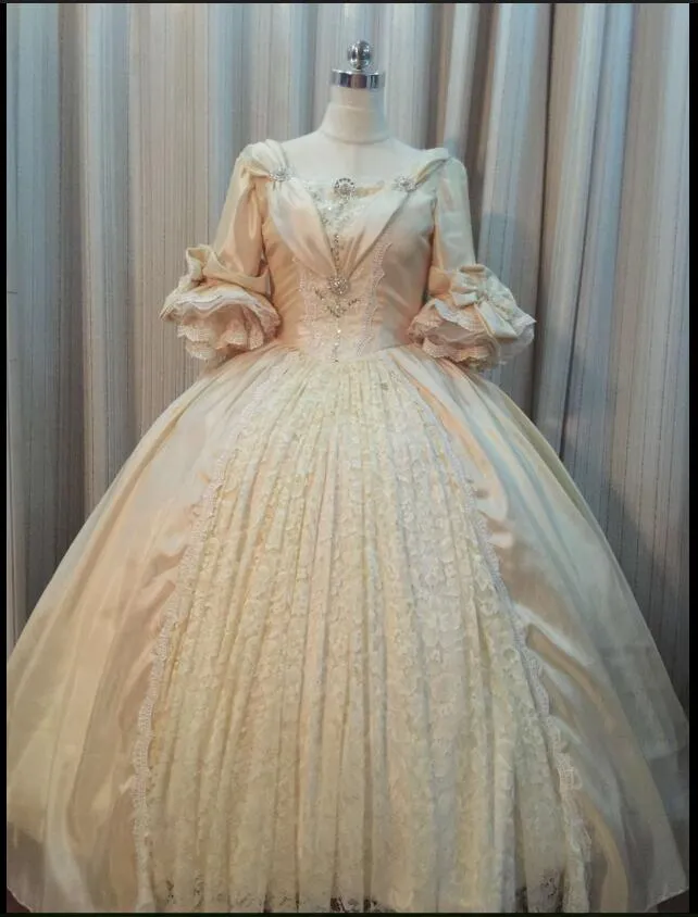 2017 Tafta Uzun Kollu Balo Quinceanera Elbiseler ile Payetli Boncuk Artı Boyutu Tatlı 16 Elbise Vestido Debutante Abiye QC119