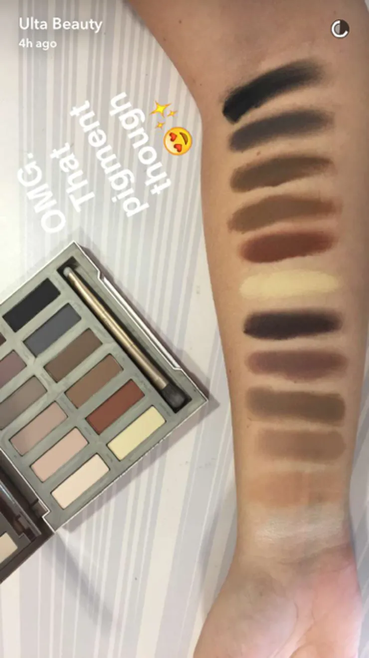 Świąteczna paleta cieni do powiek 12 kolorów Ultimate Basics matowy cień do powiek palety do pudru wodoodporne smoky eye makijaż konturowy pigmentowany cień do pudru uwalnia statek