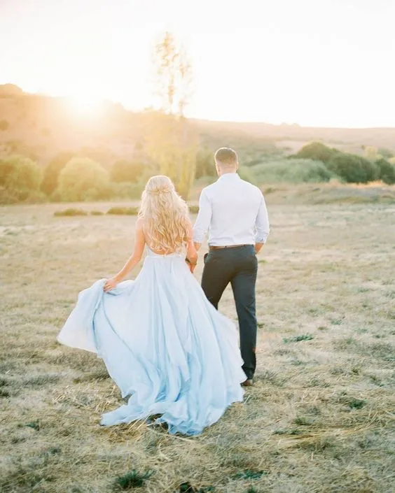 Bedövning 2019 ljus himmel blå tulle förlovning klänningar sexiga backless spaghetti band v neck långa formella klänningar kväll ha på sig en101114