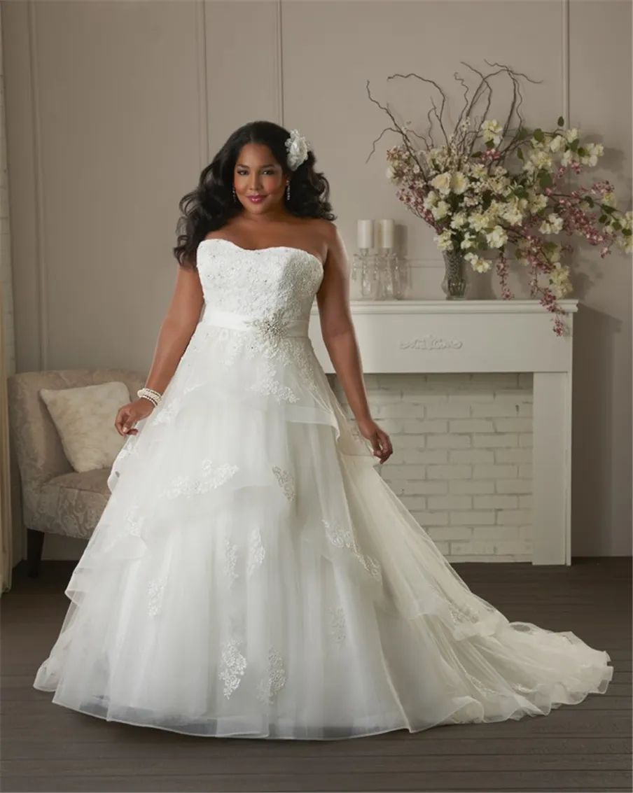 Lace Plus Size Wedding Dresses for Women 2024 Bridal Gowns with Appliques and Lace Up Back