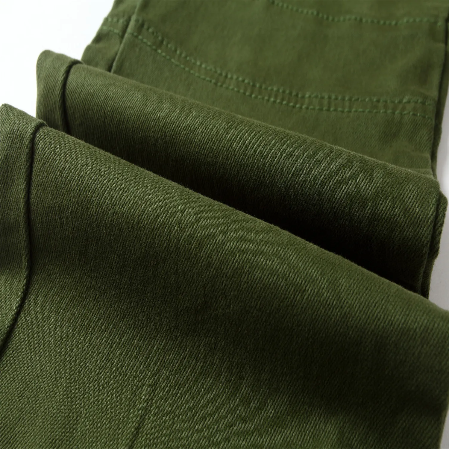 Mens Jeans Explosion Star med en Biker Pants Wholesale Trend Fold Stretch Solid Color Fashion Army Green So Cool MXXXL