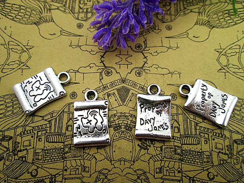 45 stks - "Davy Jones" Treasure Map Charms Silver Tone Treasure Map Charms Hangers 11mm x 19mm