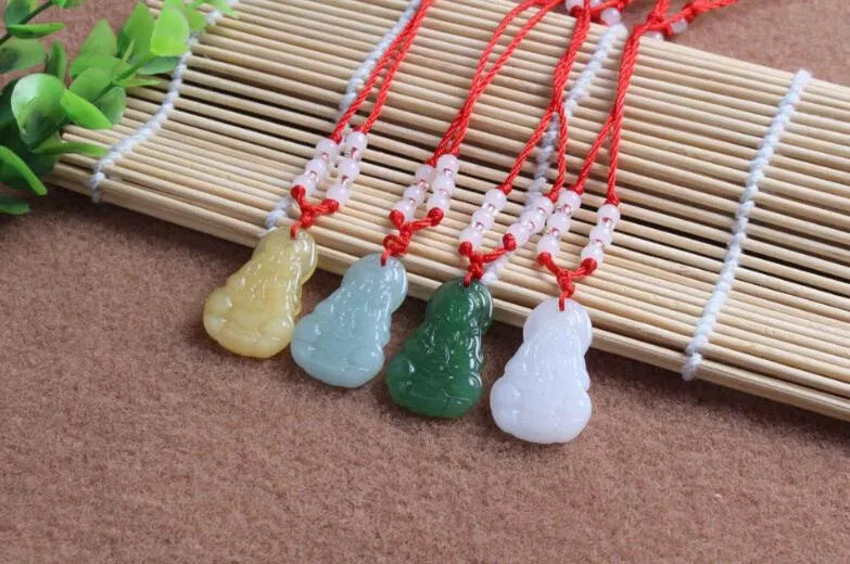 Goed A ++ Hot Hanger Jade Boeddha Ketting Glas Ornament Rood Touw Ornament WFN587 met Chain Mix Bestel 20 stuks veel