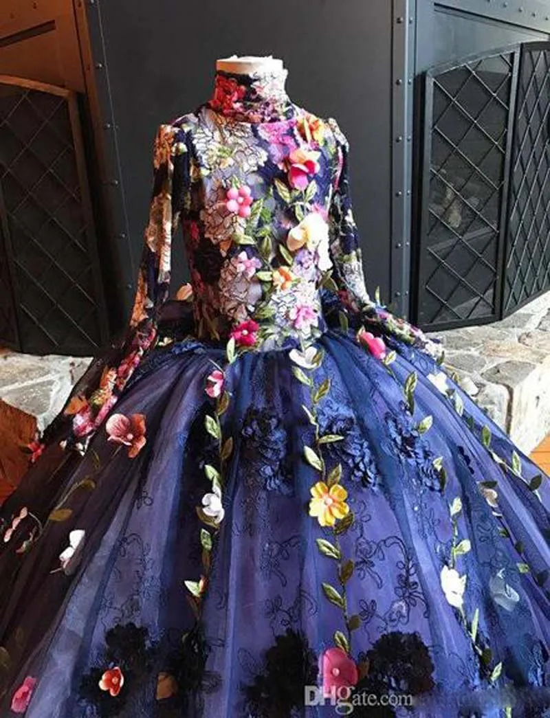 2017 Pretty Fairty Çiçek Kız Elbise Yüksek Boyun Uzun Kollu 3D Çiçek Aplikler Kızlar Pageant elbise Custom Made Çiçekler Doğum Günü Elbise