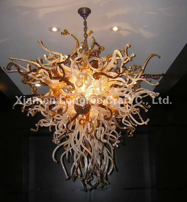Glass Material and Antique Style Murano Glass Chandelier Ceiling Lamp Table Top Centerpieces for Weddings Hot Sale Chadnelier Light