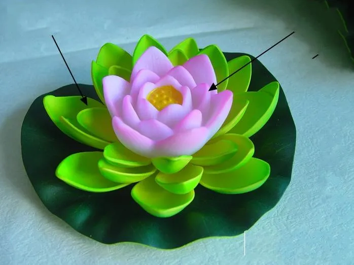 LED Konstgjord lotusblomma Färgglada ändrade flytande vattenblomma Swimmingpool önskar ljuslampor Lyktor Party Leverans
