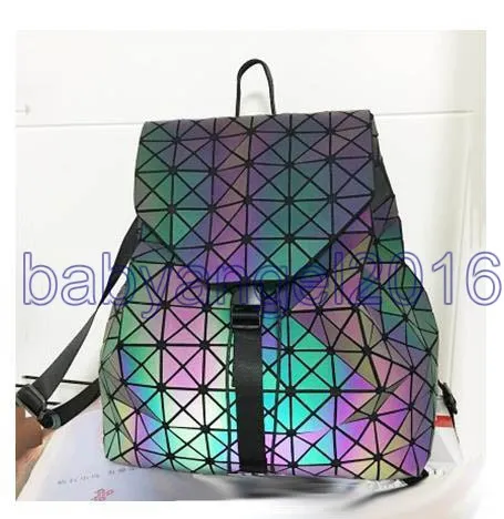 Women Backpack Issey Diamond Lattice BaoBao Bag Style Sequins Mirror Laser Women Bag Geometric Joint Rucksack School bag9880876