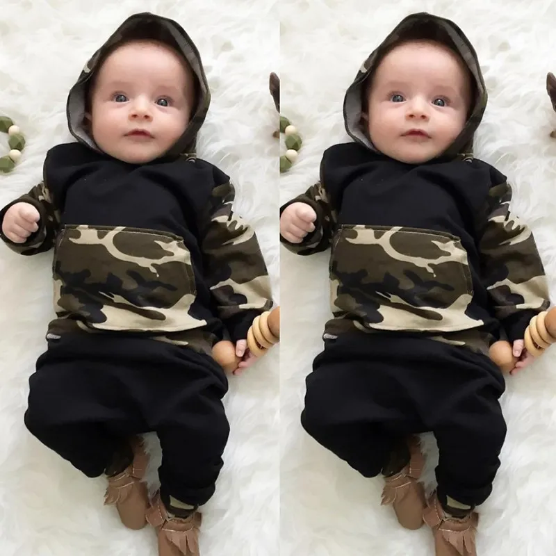 Conjuntos de roupas do bebê Primavera Sutumn 2017 INS baby boy camuflagem de manga comprida com capuz + Longo PP Calças bany Roupas A01