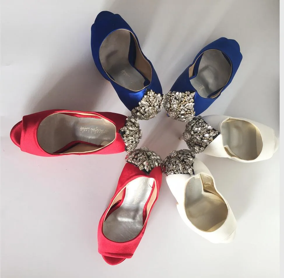 Scarpe da sposa vere di moda Perline di cristallo in raso Tacchi alti e sottili Scarpe da sposa con punta aperta Scarpe su misura taglie forti Slip On economici