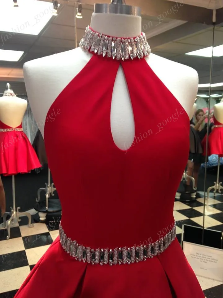 Robes de soirée rouges 2k17 avec des cristaux de col licou perlés ceinture de vraies photos moderne noir doux 16 robe dos ouvert Party Club Wear