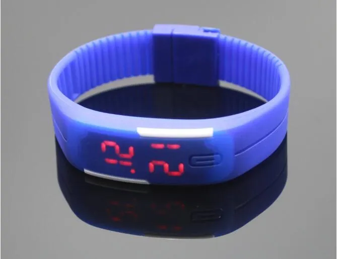 2017 Nowa Kolorowa Miękka LED Zegarek dotykowy Cukierki Silikonowa Guma Cyfrowa Bransoletka Ekran Zegarki Mężczyźni Kobiety Unisex Sport Wristwatch Szybki Bezpłatnie