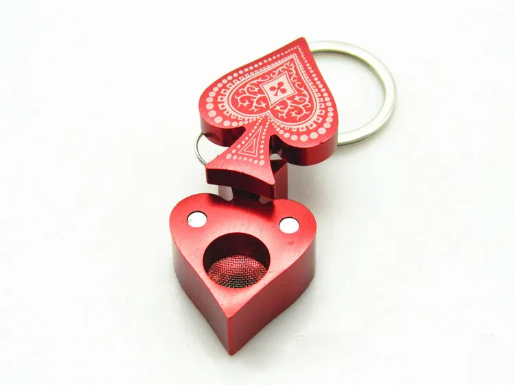 Poker Peach Heart Pattern Shape Smoking Pipe with Keychain Aluminum Alloy Metal Pipe Mini Tobacco Herb Smoke Pipes