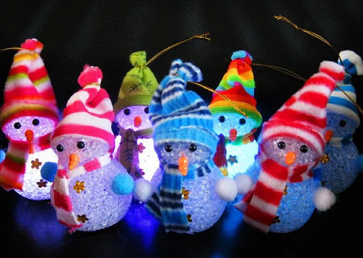 Fashion Hot Color Changing LED Snowman Christmas Decorate Mood Lamp Night Light Xmas Tree Hanging Ornament